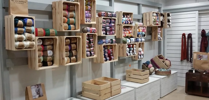 We Are Knitters tantea el offline con un primer ‘pop up’ en París